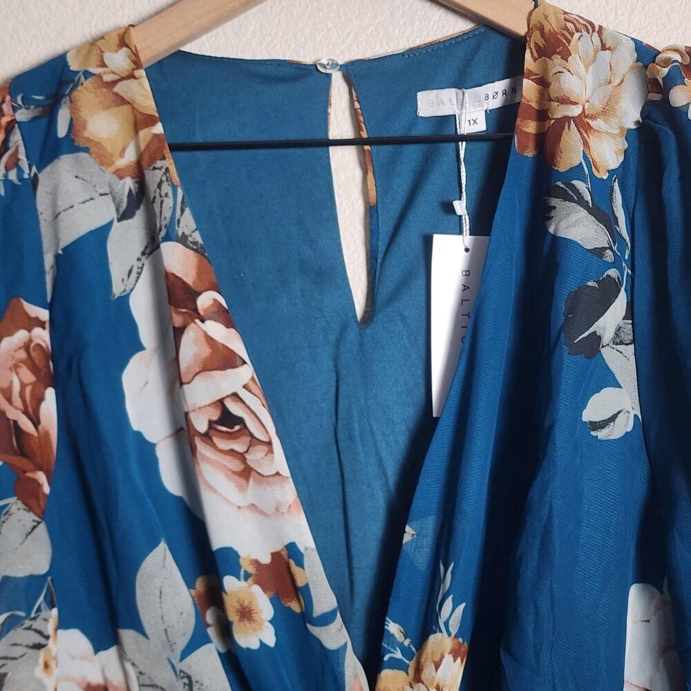 Baltic Born Sarah Dress Womens 1X Blue Floral Smocked Midi Wrap Chiffon NWT - Picture 3 of 13